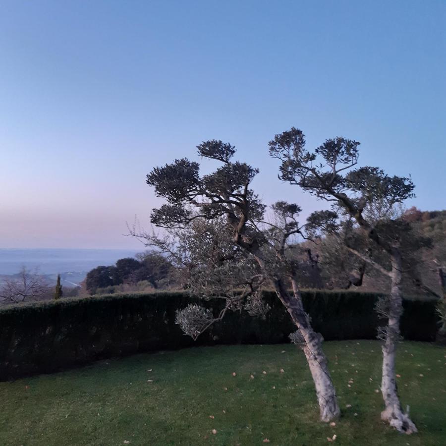 Piccolo Relais Galletto Di Marzo Spa E Relax Solo Per Due Paciano Room photo